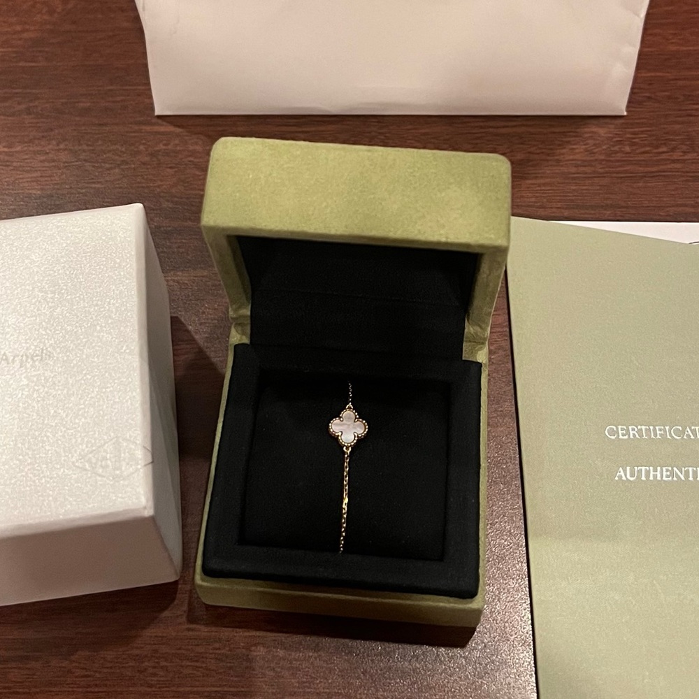 Van cleef & arpels Alhambra bracelet MOP